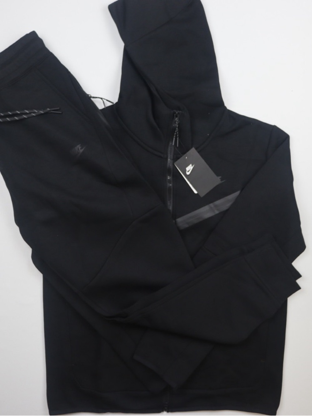 Nike Tech Fleece Hoodie & Joggers Set – Black